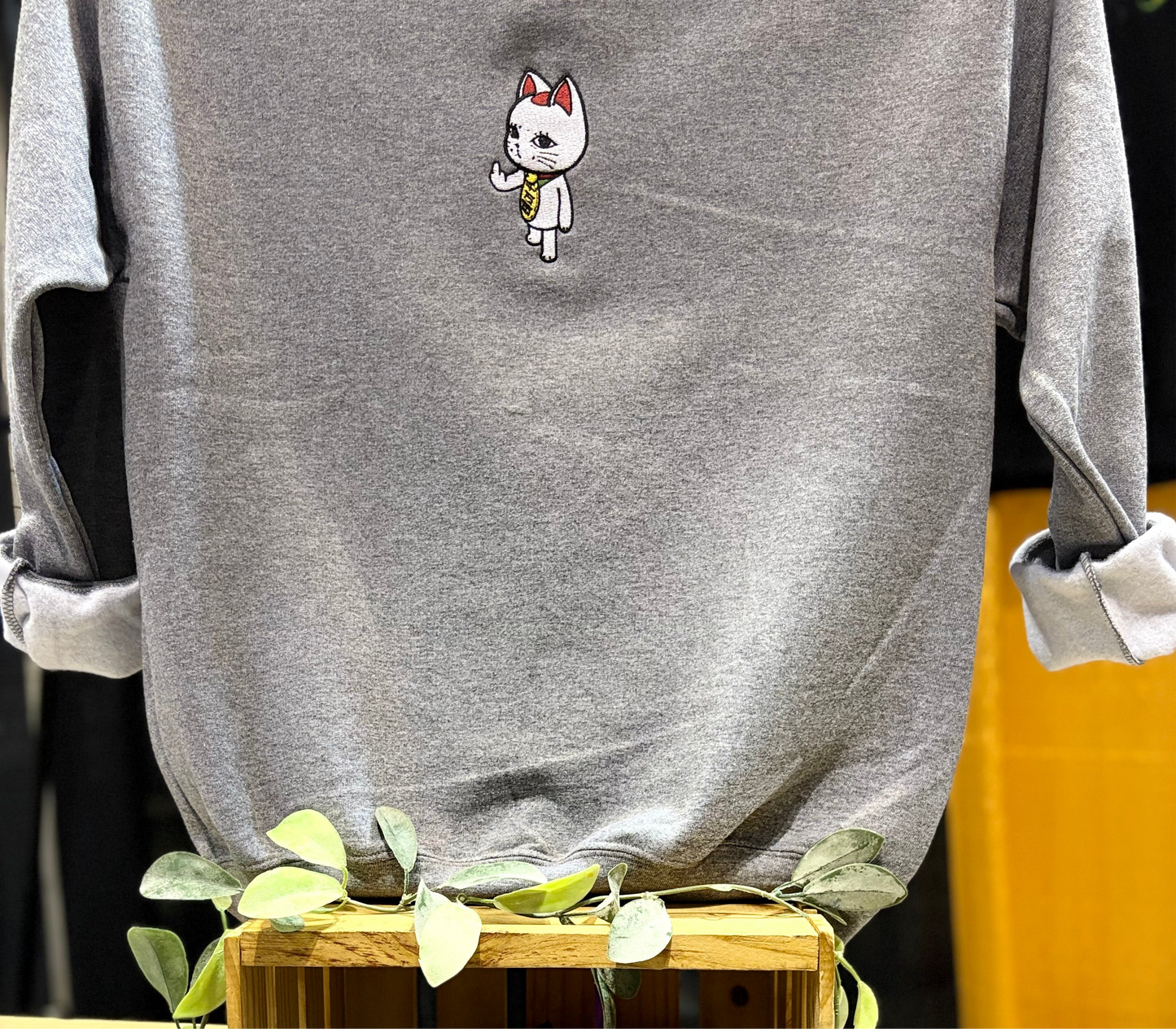 Dandan Cat Embroidered Sweatshirt